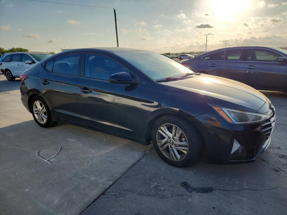 2019 HYUNDAI ELANTRA VALUE EDITION 4