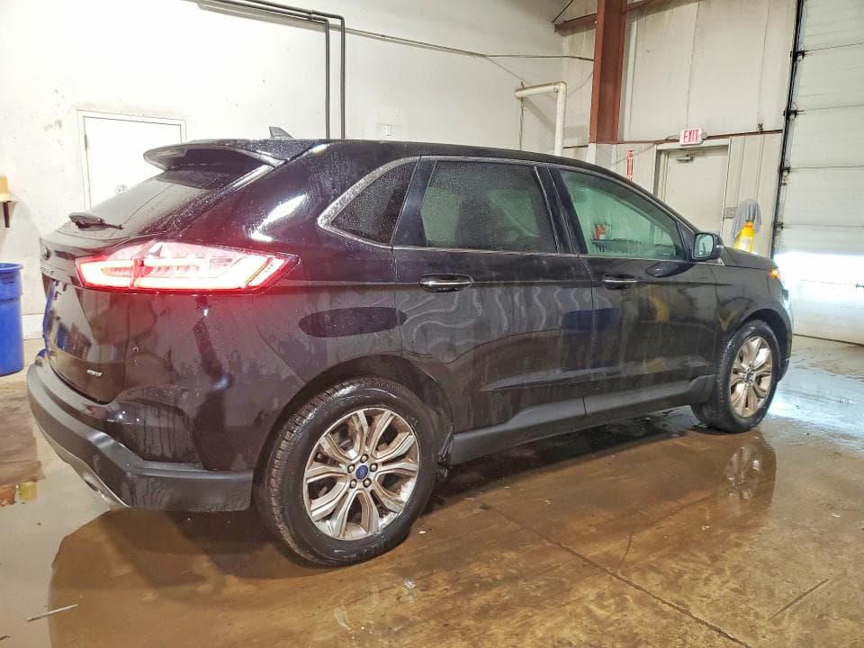 2022 FORD EDGE TITANIUM 3