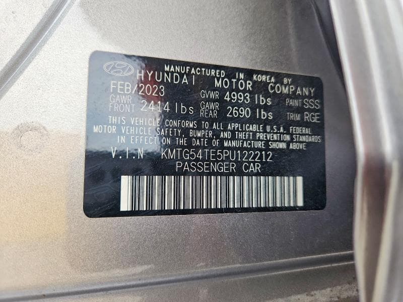 2023 GENESIS G70 3.3T STANDARD 12