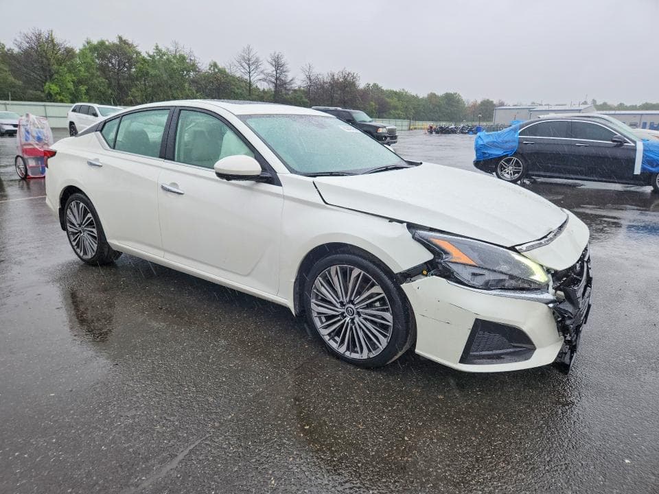 2024 NISSAN ALTIMA SL 4