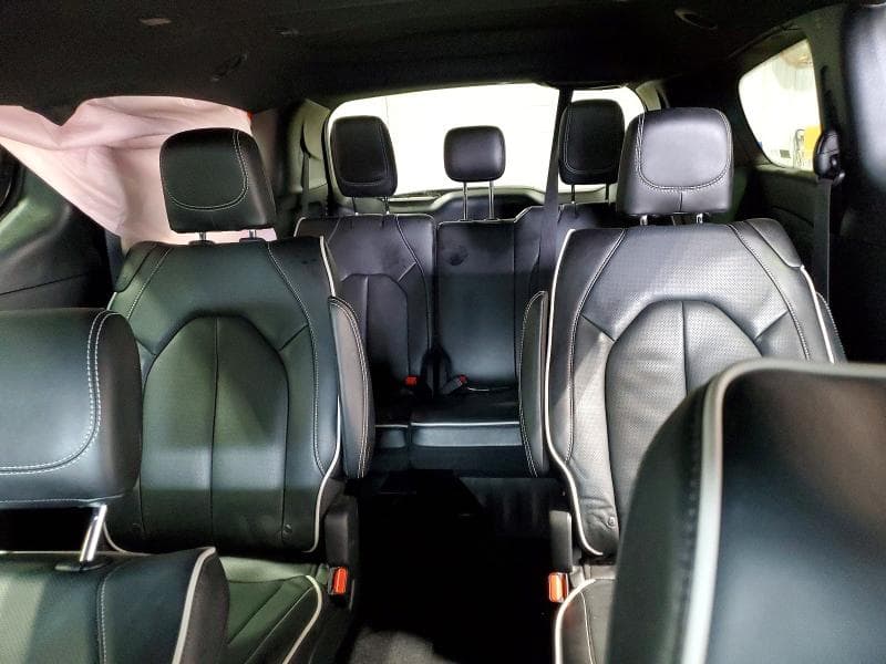 2026 CHRYSLER PACIFICA LIMITED 10