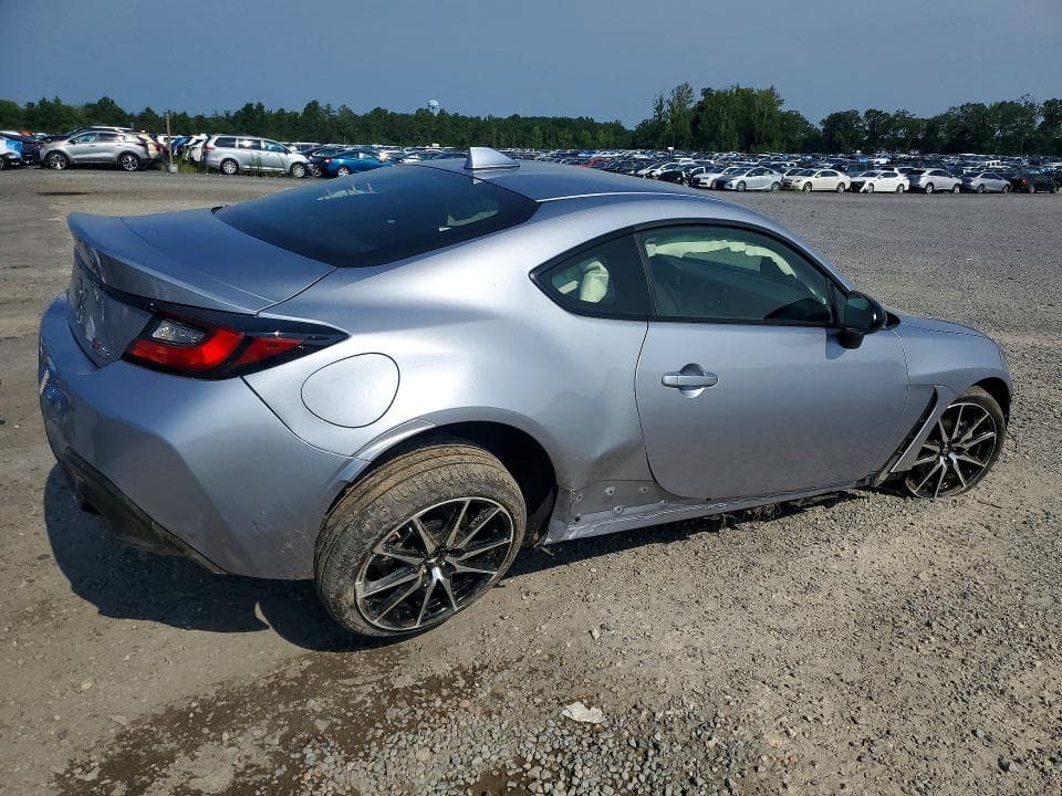 2026 TOYOTA GR86 BASE 3