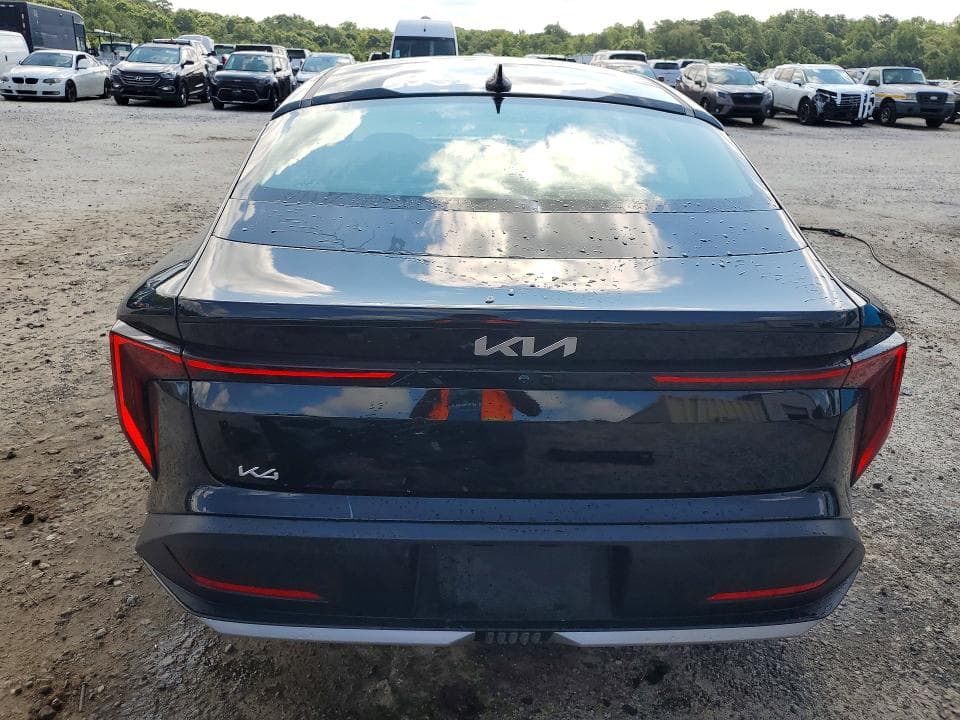 2026 KIA K4 LXS 6
