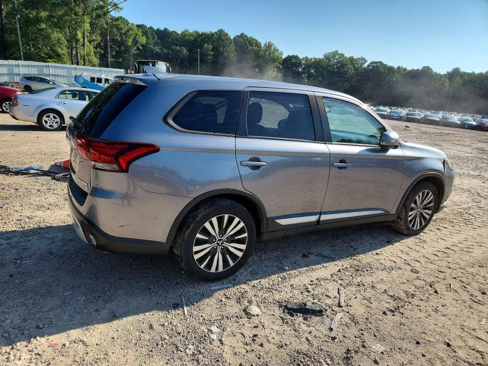 2019 MITSUBISHI OUTLANDER SE 3