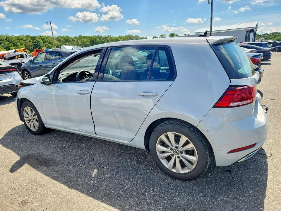 2021 VOLKSWAGEN GOLF 2