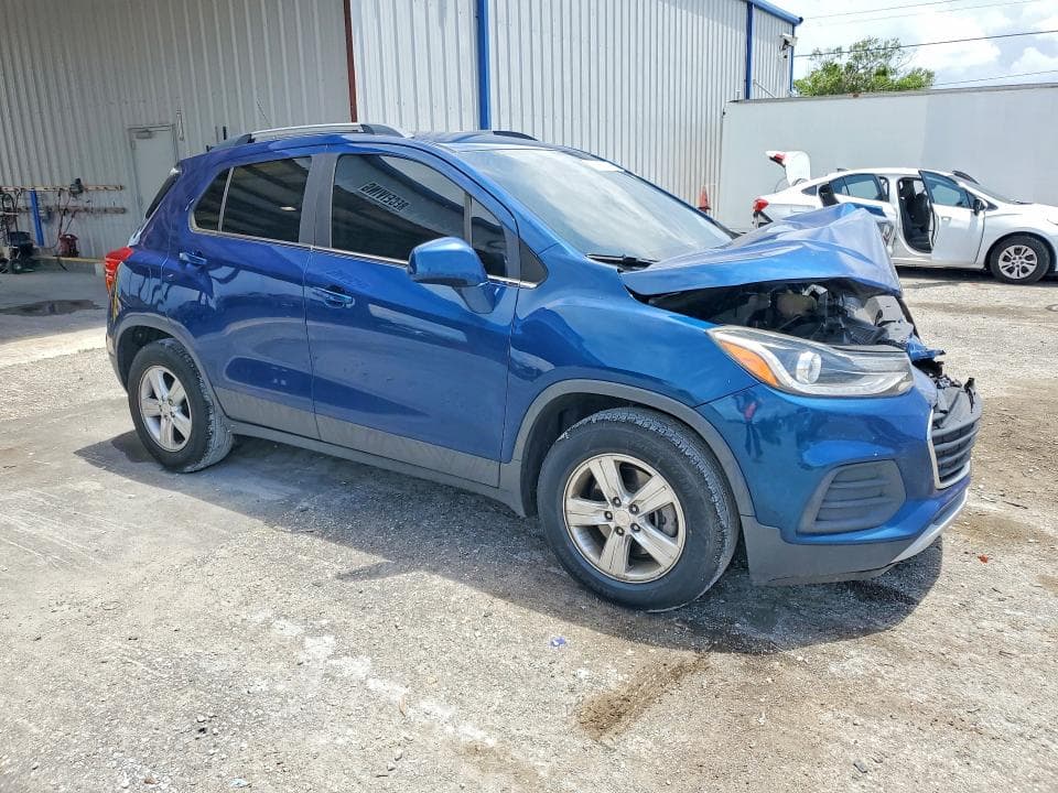 2020 CHEVROLET TRAX 1LT 4