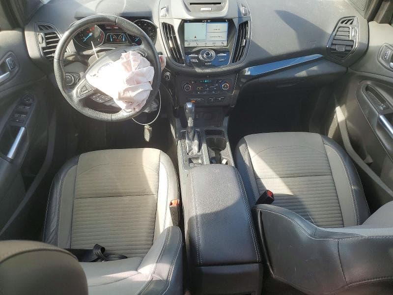 2017 FORD ESCAPE TITANIUM 8