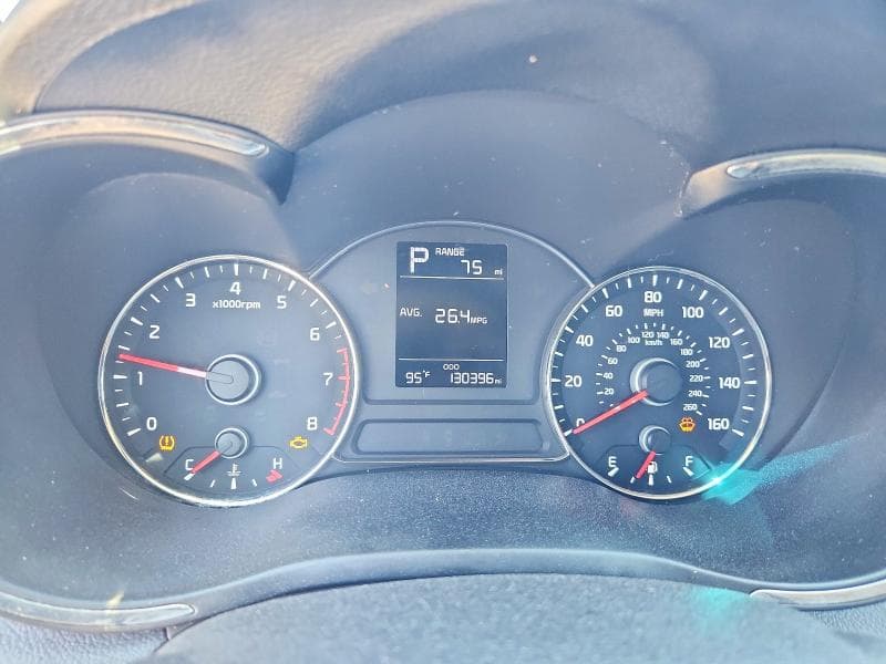 2017 KIA FORTE LX 9