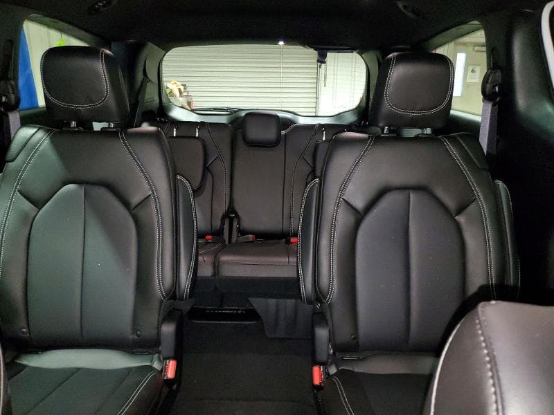 2027 CHRYSLER PACIFICA SELECT 10