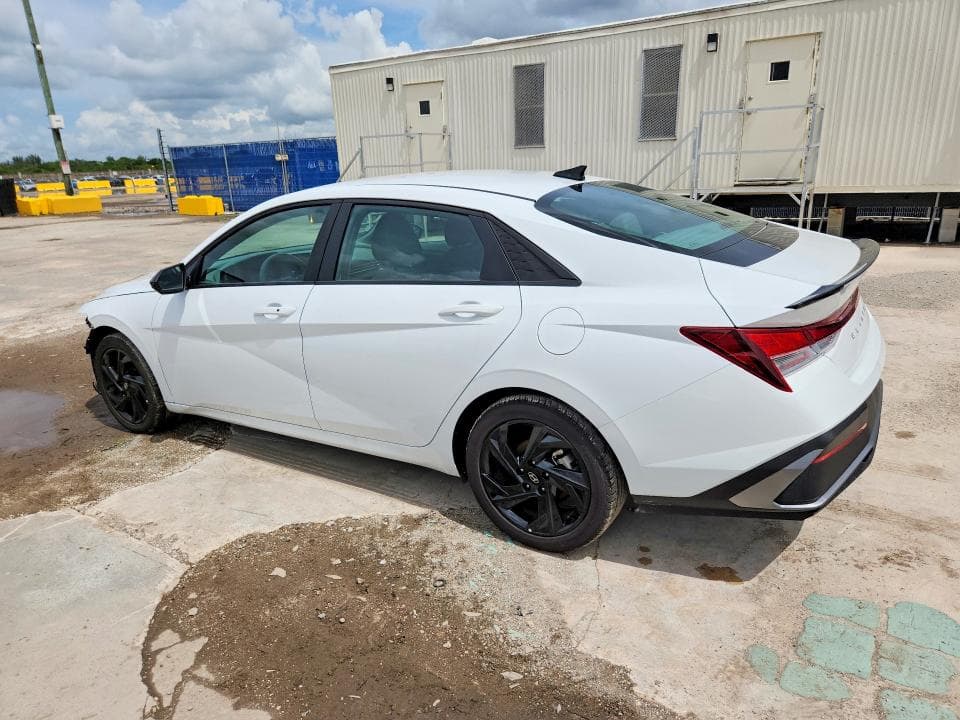 2026 HYUNDAI ELANTRA SEL SPORT 2