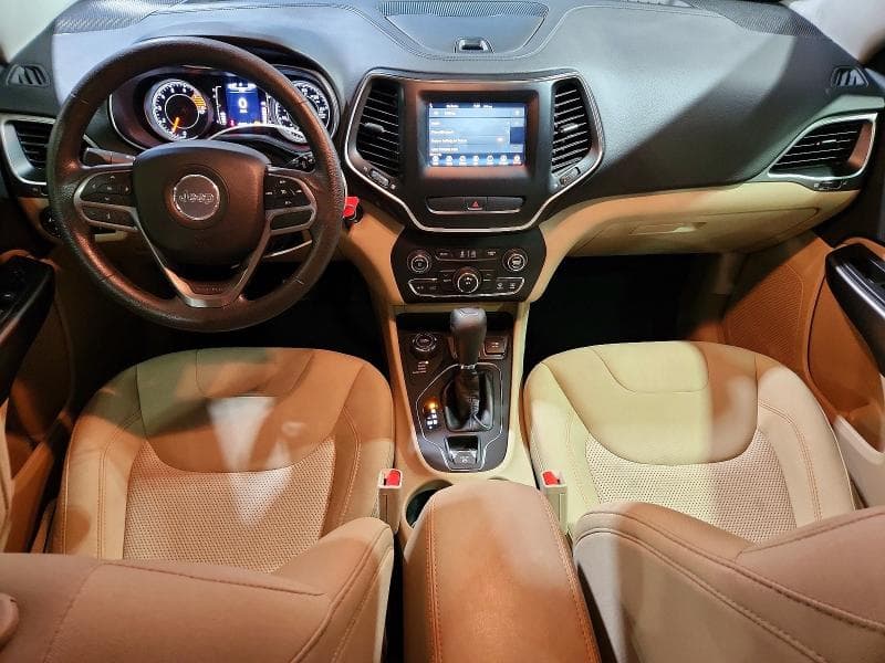 2019 JEEP CHEROKEE LATITUDE 8