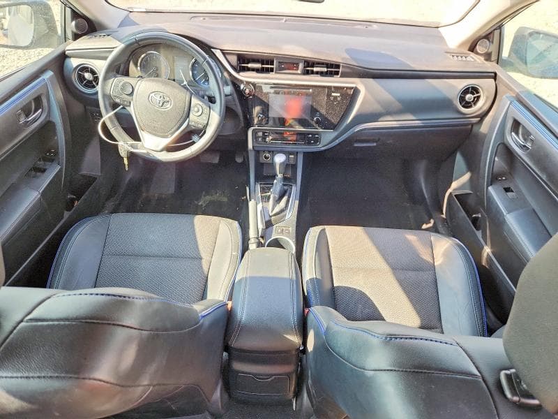 2017 TOYOTA COROLLA SE 8