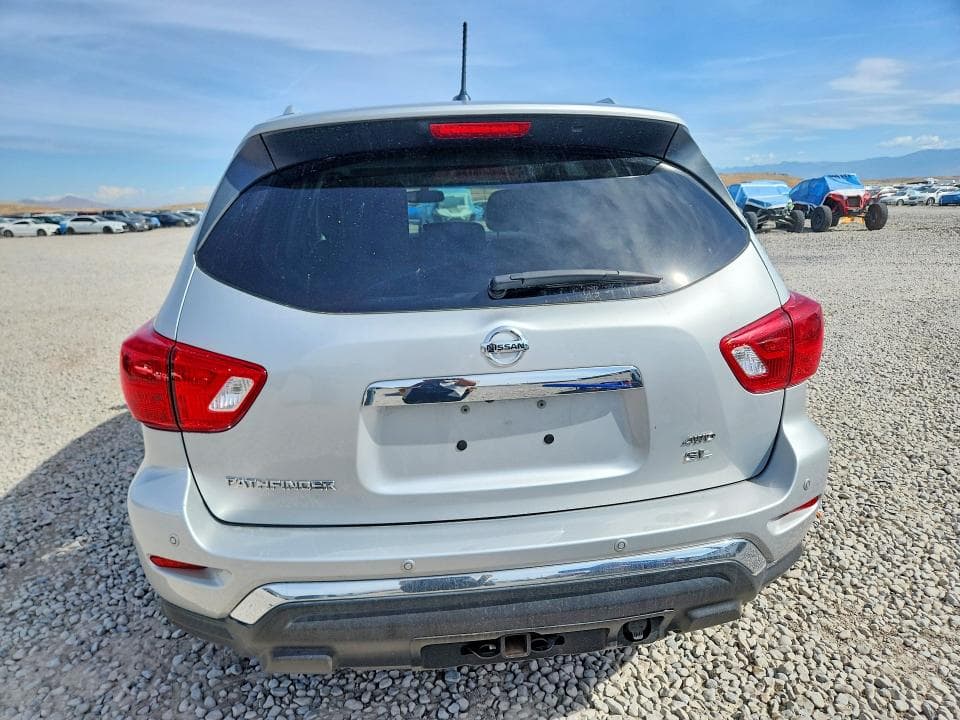 2017 NISSAN PATHFINDER SL 6