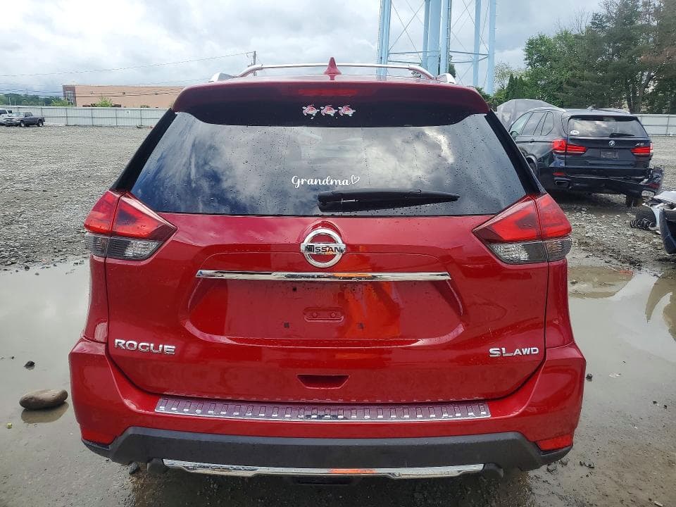 2017 NISSAN ROGUE SL 6