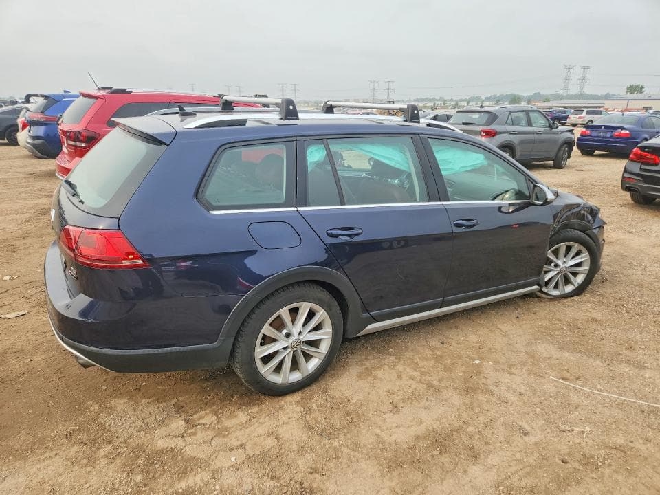 2017 VOLKSWAGEN GOLF ALLTRACK S 3