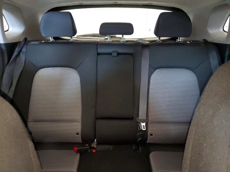 2021 HYUNDAI KONA SE 10