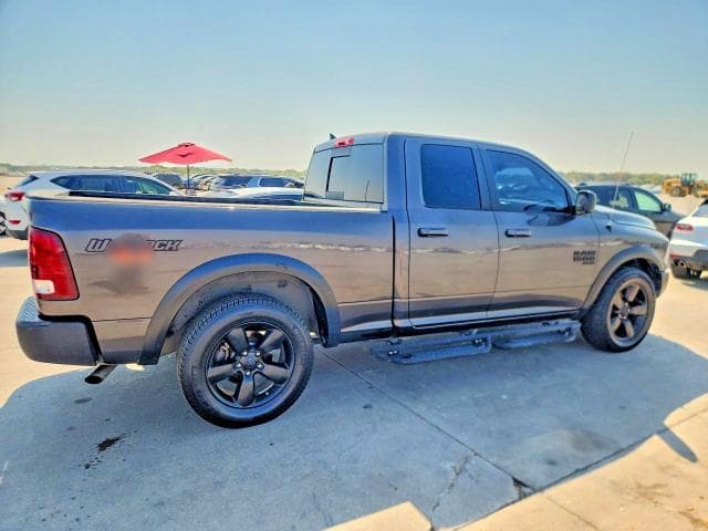 2019 RAM 1500 CLASSIC SLT 3