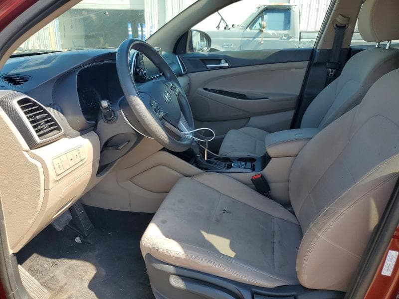 2020 HYUNDAI TUCSON SE 7