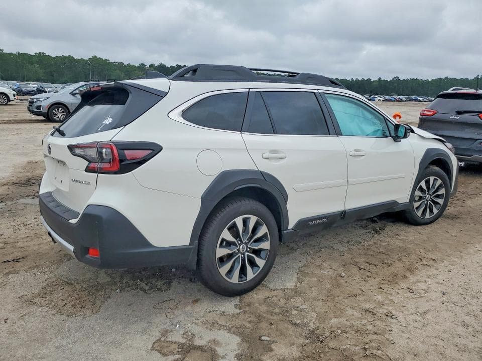 2025 SUBARU OUTBACK LIMITED 3