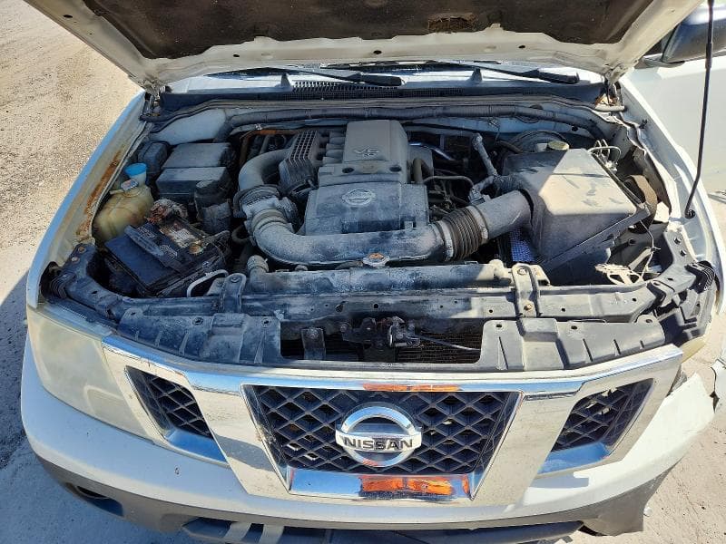 2018 NISSAN FRONTIER S 11