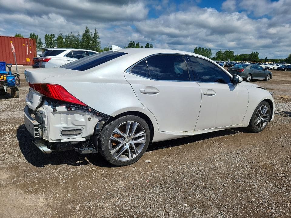 2017 LEXUS IS 200T 3