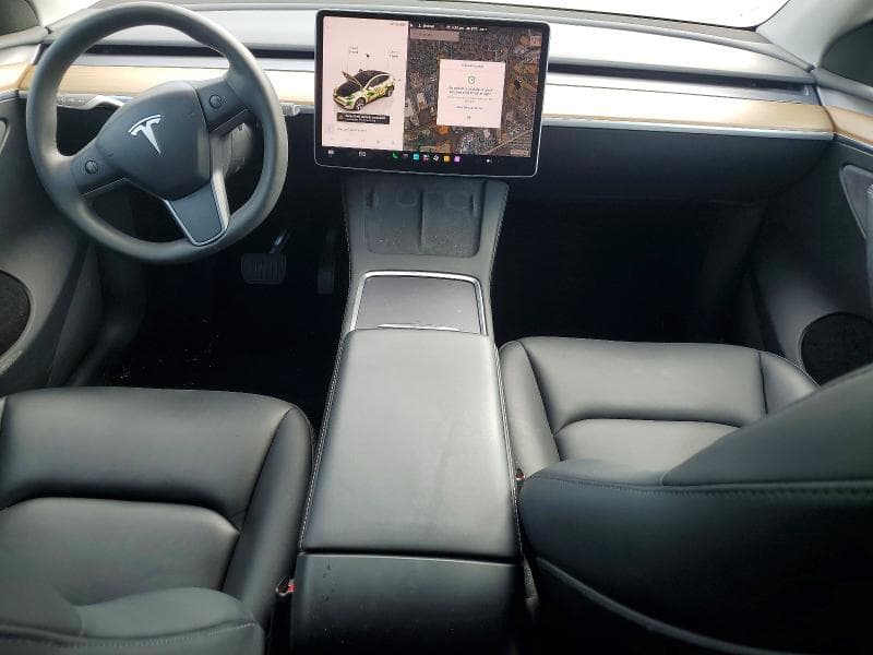 2023 TESLA MODEL Y 8