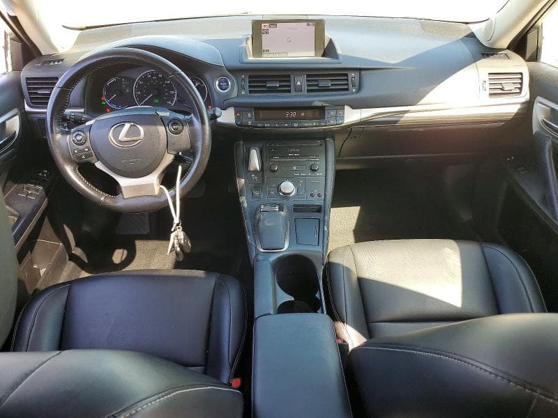 2017 LEXUS CT 200 8