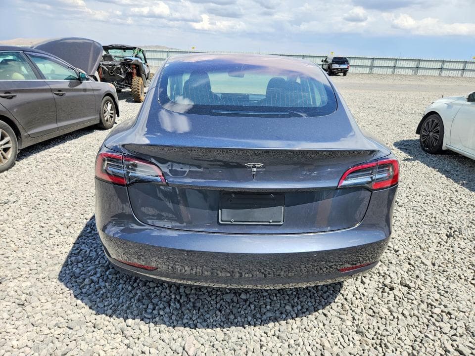 2018 TESLA MODEL 3 6