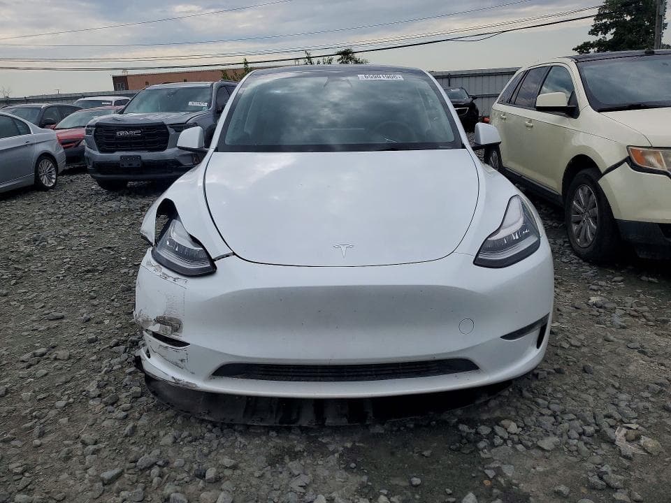 2023 TESLA MODEL Y 5