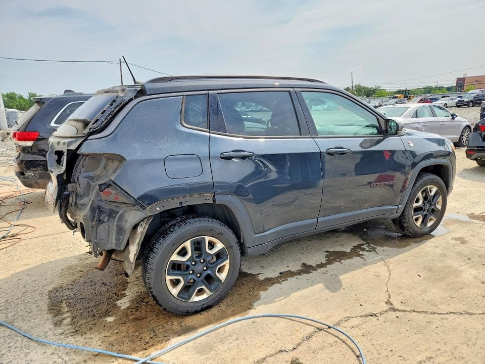 2018 JEEP COMPASS TRAILHAWK 3