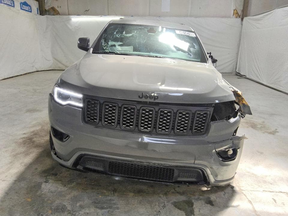 2022 JEEP GRAND CHEROKEE LAREDO E 5