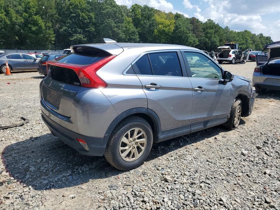 2019 MITSUBISHI ECLIPSE CROSS ES 3