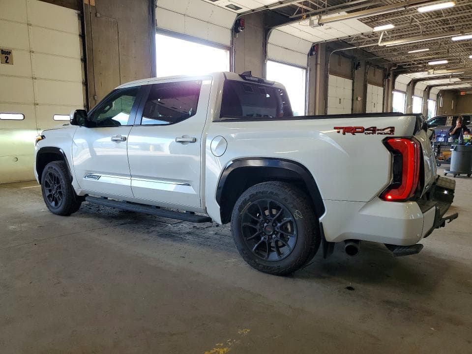 2026 TOYOTA TUNDRA PLATINUM HV 2