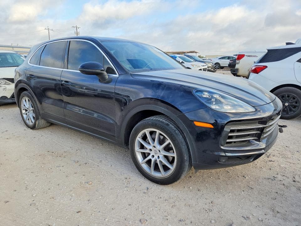2019 PORSCHE CAYENNE 4