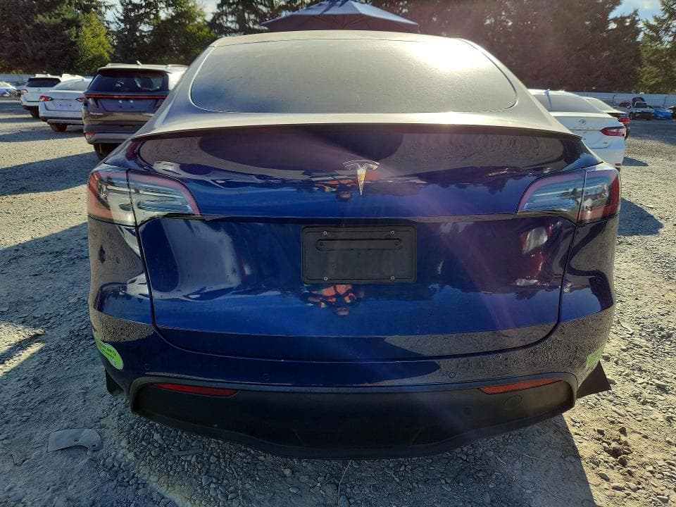 2022 TESLA MODEL Y 6