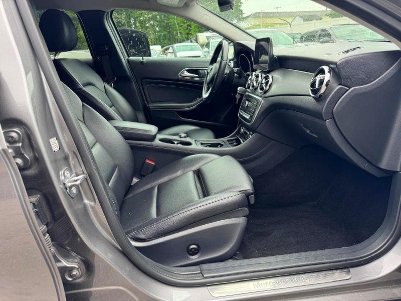2018 MERCEDES-BENZ GLA 250 9