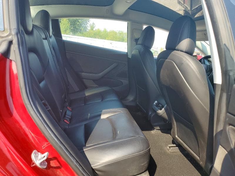 2018 TESLA MODEL 3 10