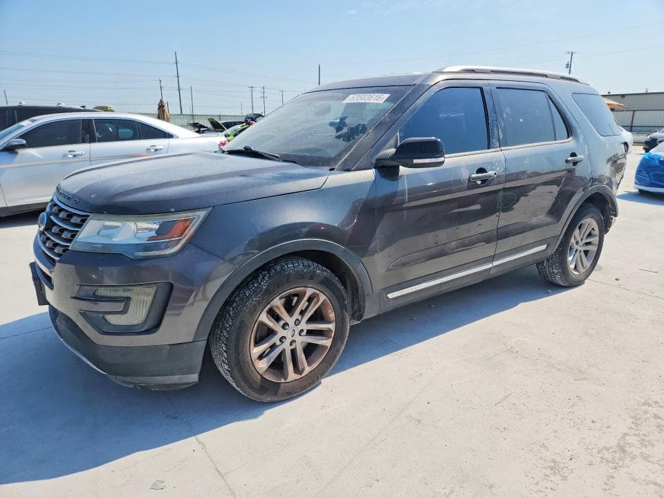 2017 FORD EXPLORER XLT - 1