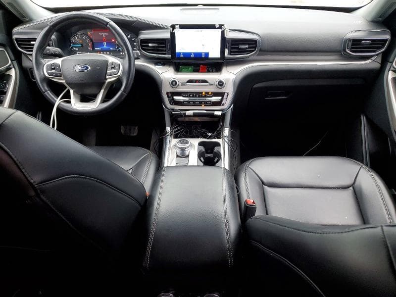 2023 FORD EXPLORER XLT 8