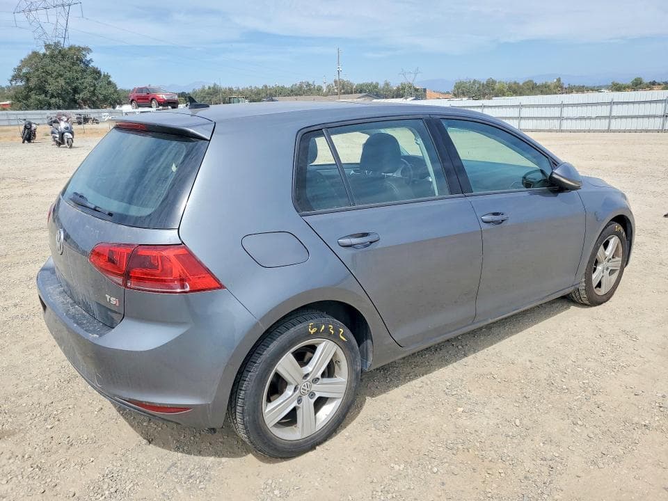 2017 VOLKSWAGEN GOLF S 3