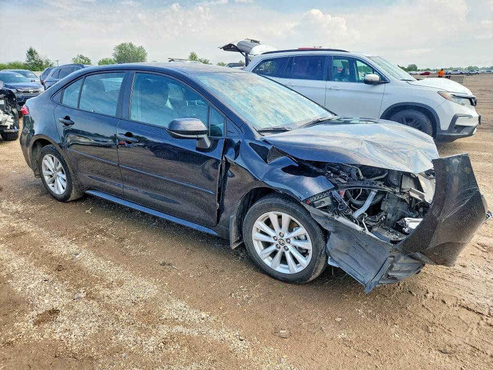 2025 TOYOTA COROLLA LE 4