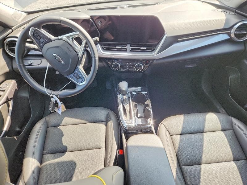 2025 CHEVROLET TRAX ACTIV 8