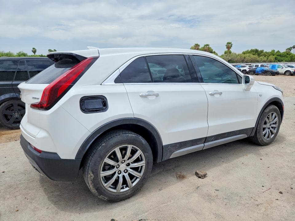 2021 CADILLAC XT4 PREMIUM LUXURY 3
