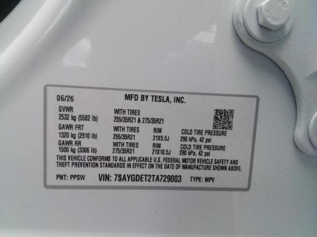 2026 TESLA MODEL Y 12