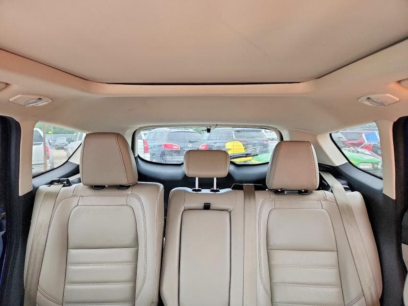 2017 FORD ESCAPE TITANIUM 10