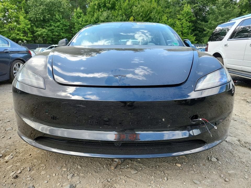 2026 TESLA MODEL 3 5