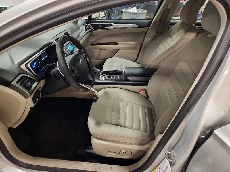 2017 FORD FUSION SE 7
