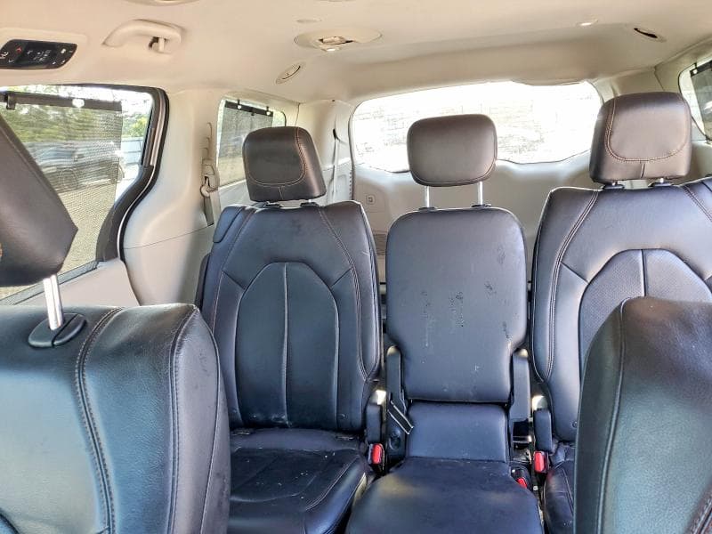 2018 CHRYSLER PACIFICA TOURING L 10