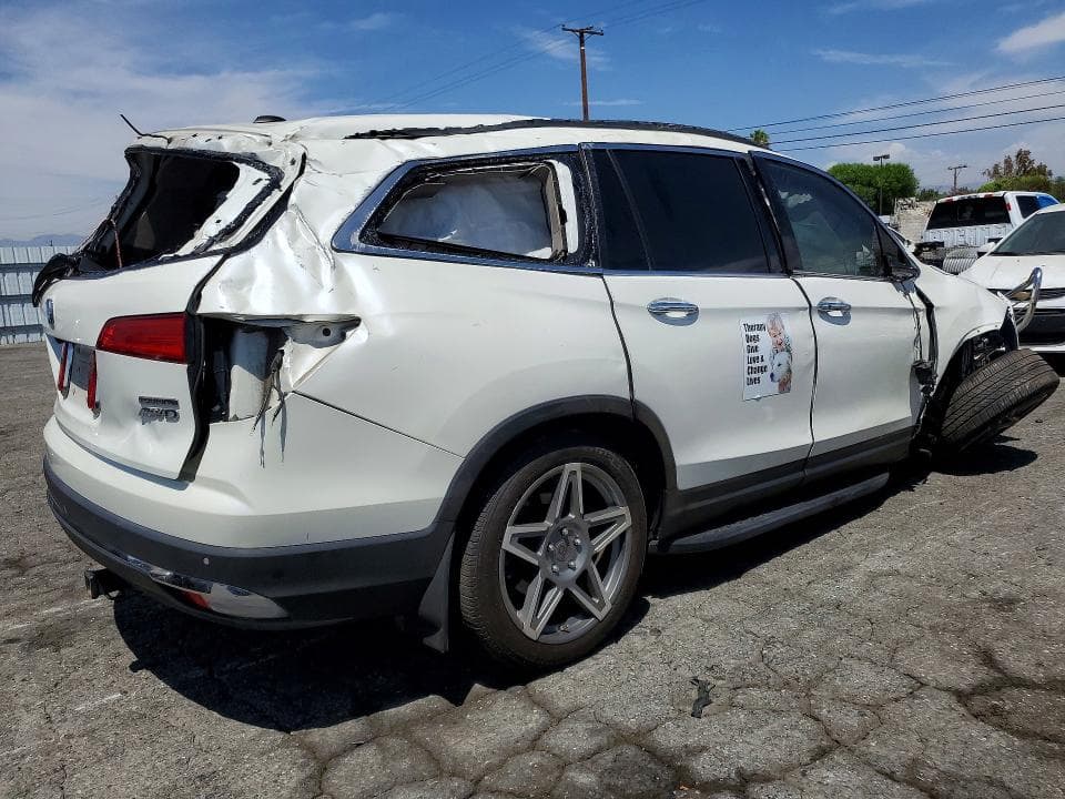 2017 HONDA PILOT TOURING 3