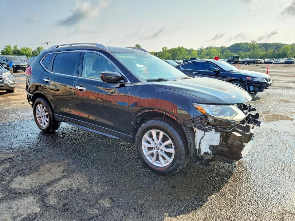 2018 NISSAN ROGUE SV 4